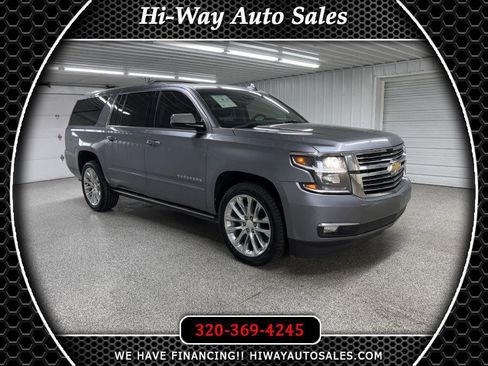 Used 2019 Chevrolet Suburban Premier w/ Premier Plus Edition AWD/4WD image 1