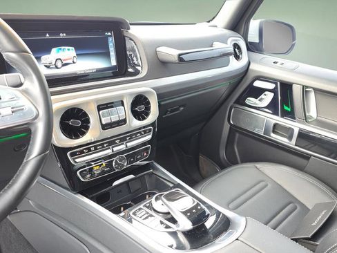 Used 2019 Mercedes-Benz G 550 image 25