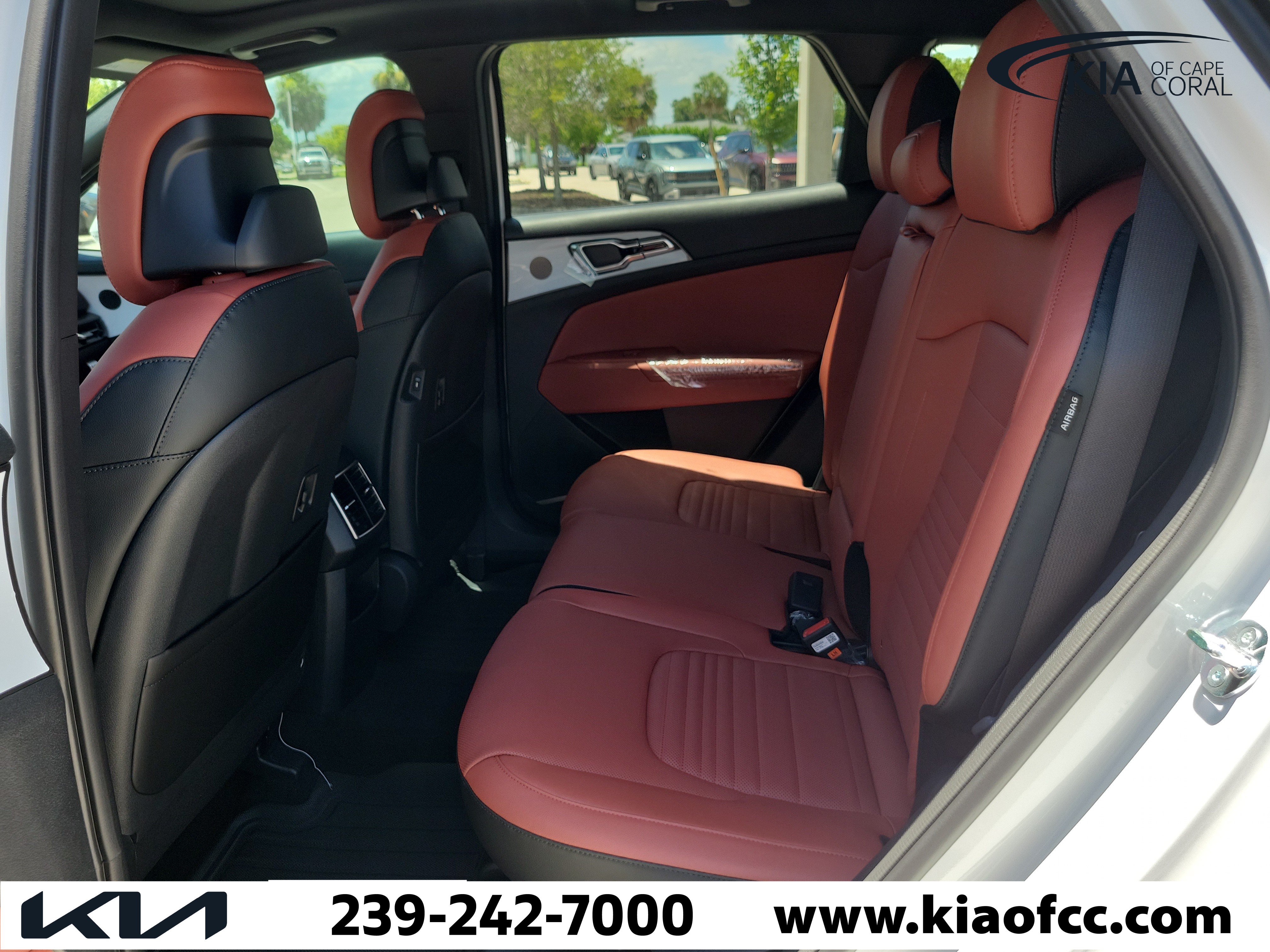 New 2026 Kia Sportage SX FWD image 12