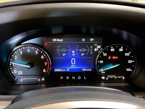 Certified 2024 Ford Explorer XLT w/ Equipment Group 202A AWD/4WD image 19