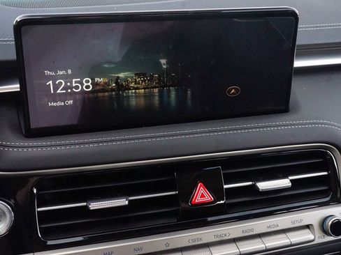 New 2026 Genesis G70 2.5T Prestige image 8