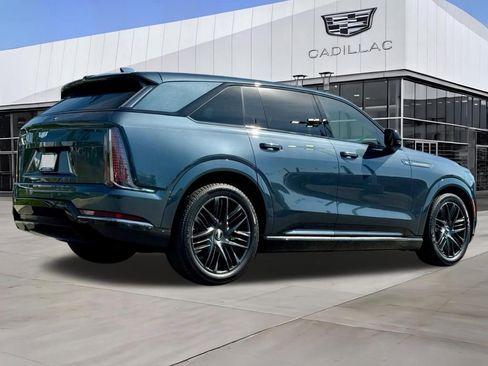 New 2025 Cadillac Escalade IQ Sport 2 w/ LPO, ONYX Package image 7