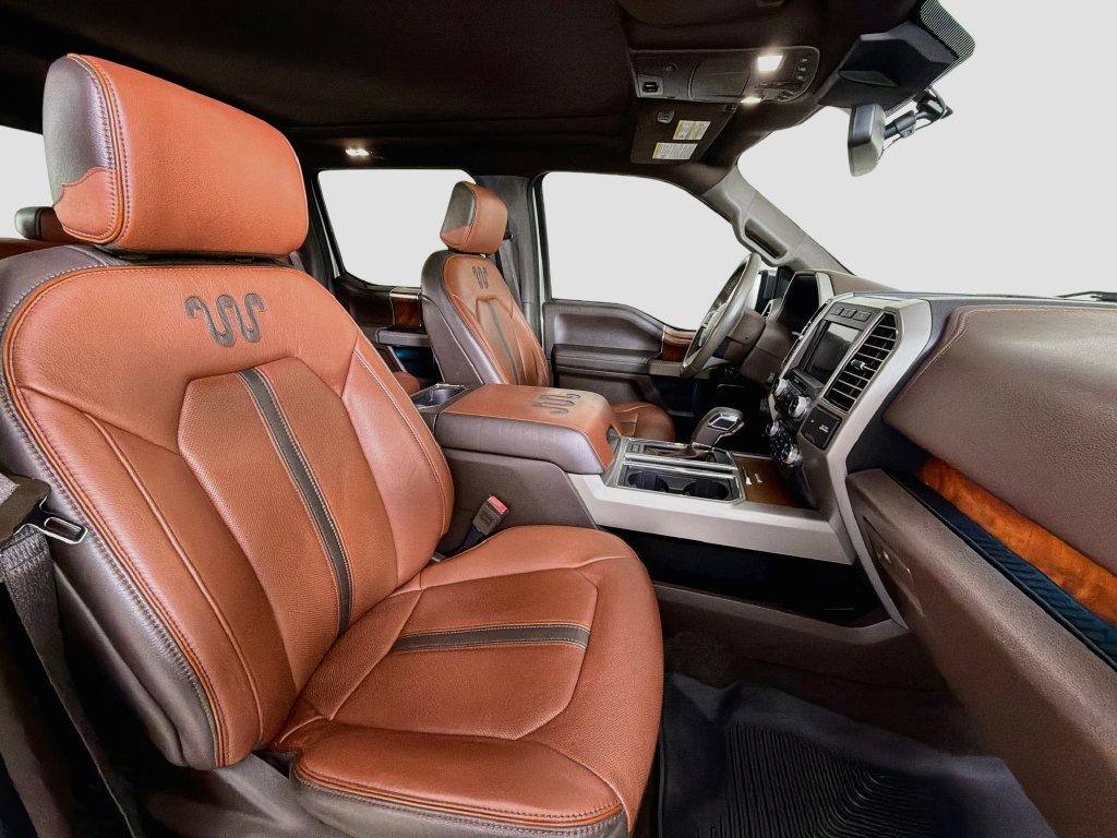 Used 2018 Ford F150 King Ranch w/ Equipment Group 601A Luxury AWD/4WD image 34