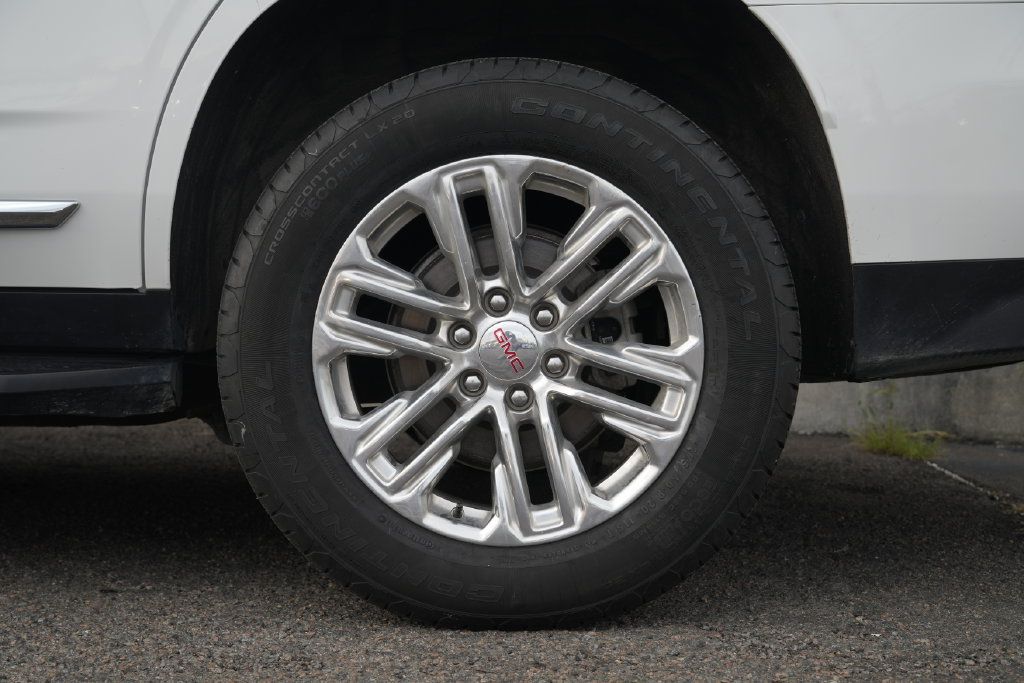 Used 2024 GMC Yukon SLT RWD image 14
