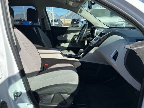 Used 2010 Chevrolet Equinox LT w/ Cargo Management Package image 8