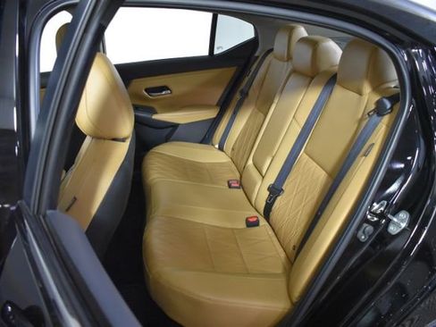 Certified 2023 Nissan Sentra SV w/ SV Premium Package FWD image 28