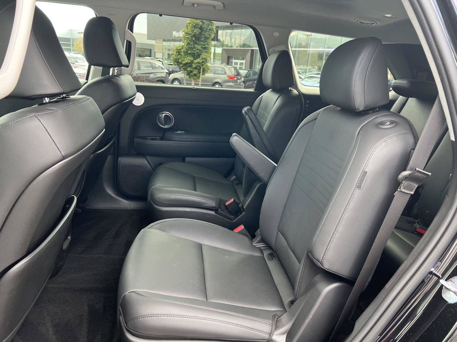 Certified 2026 Hyundai Palisade Limited AWD/4WD image 5