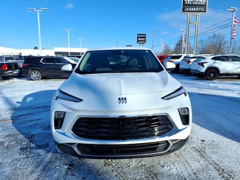 Certified 2025 Buick Encore GX Preferred image 2