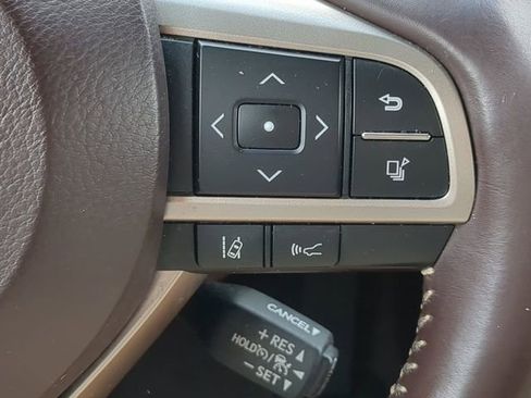 Used 2018 Lexus RX 450hL Premium w/ Premium Package AWD/4WD image 24