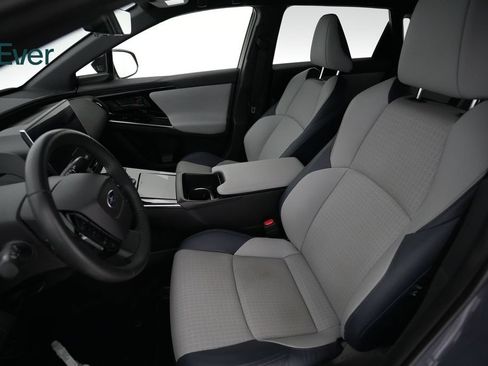 Used 2023 Subaru Solterra AWD image 4