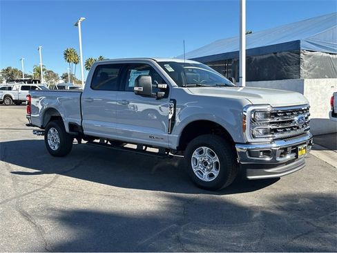 New 2026 Ford F250 XLT w/ XLT Premium Package image 3