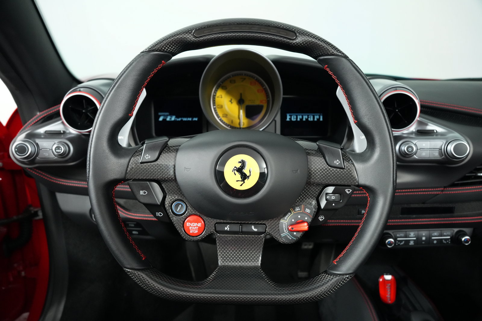 Certified 2022 Ferrari F8 Spider RWD image 33