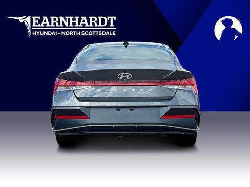 New 2025 Hyundai Elantra SEL image 6