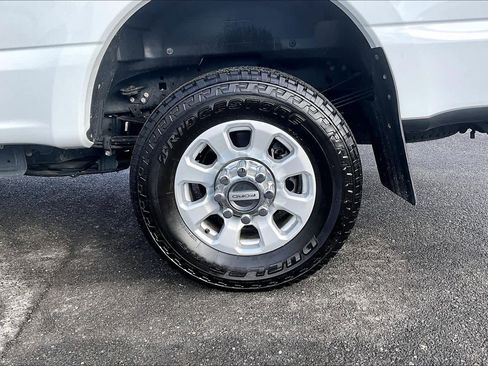 Used 2024 Ford F350 XLT w/ FX4 Off-Road Package image 35