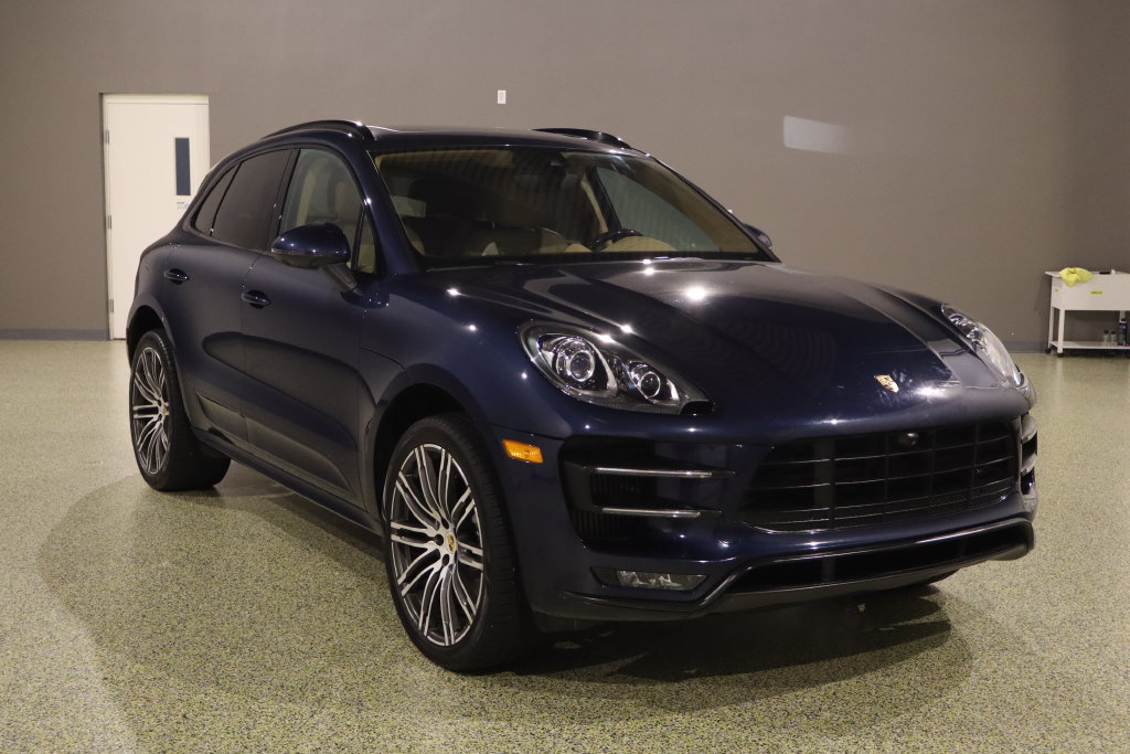Used 2016 Porsche Macan Turbo AWD/4WD image 1