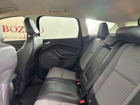 Used 2019 Ford Escape SE image 13