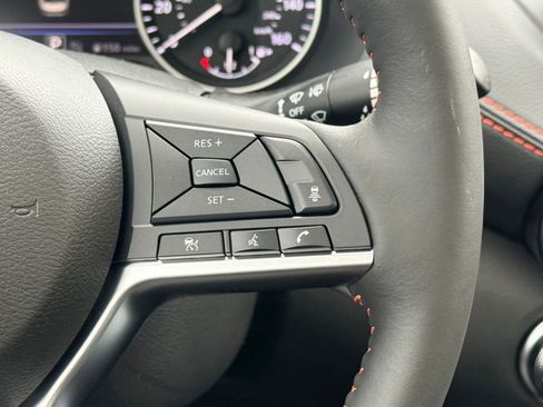 New 2025 Nissan Sentra SR image 22