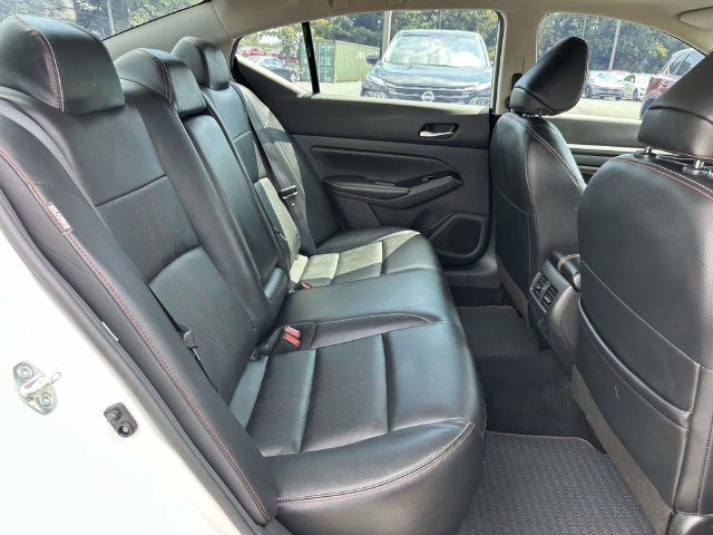 Used 2023 Nissan Altima 2.0 SR FWD image 12