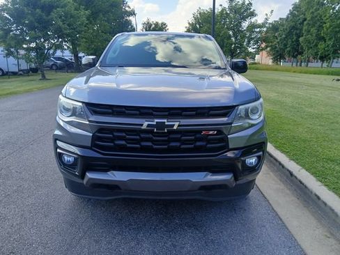 Used 2022 Chevrolet Colorado Z71 w/ Safety Package RWD image 7