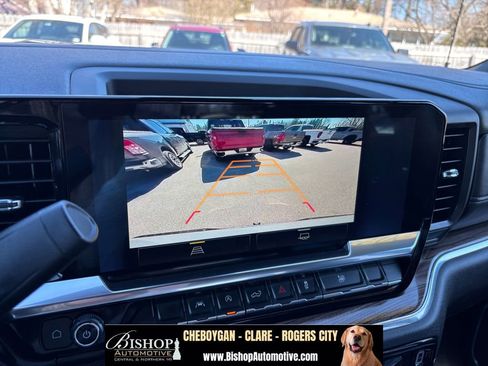 Used 2024 Chevrolet Silverado 1500 LT AWD/4WD image 23