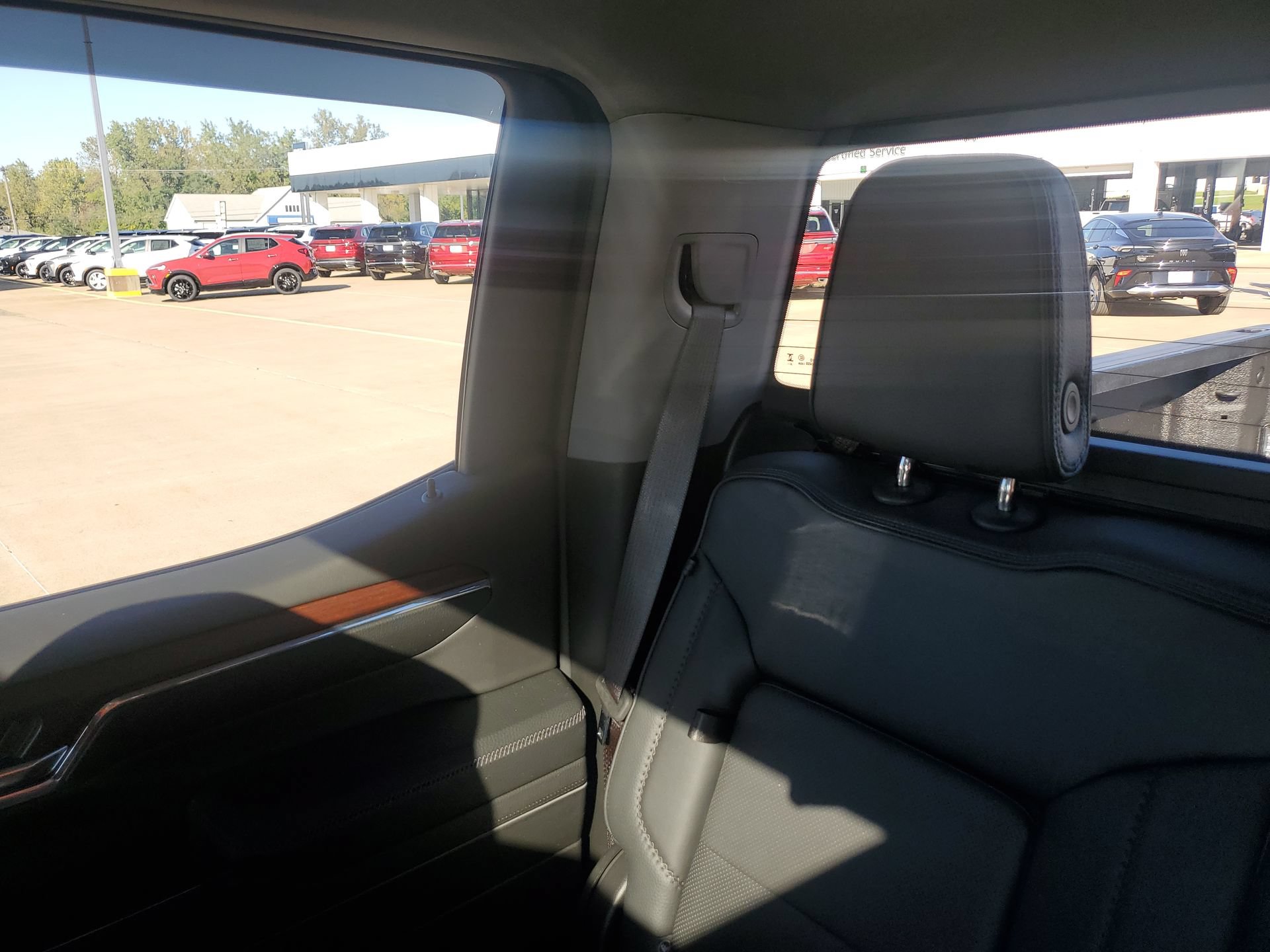 Used 2024 GMC Sierra 1500 Denali w/ Denali Reserve Package AWD/4WD image 13