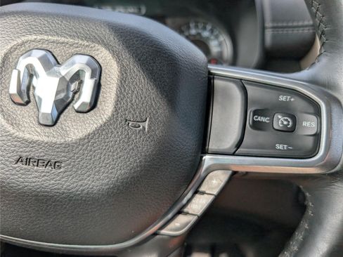 Used 2019 RAM 1500 Laramie AWD/4WD image 23