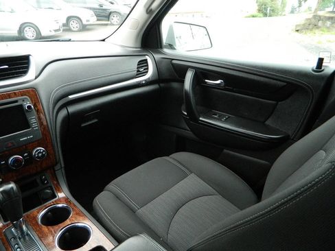 Used 2013 Chevrolet Traverse LT AWD/4WD image 18