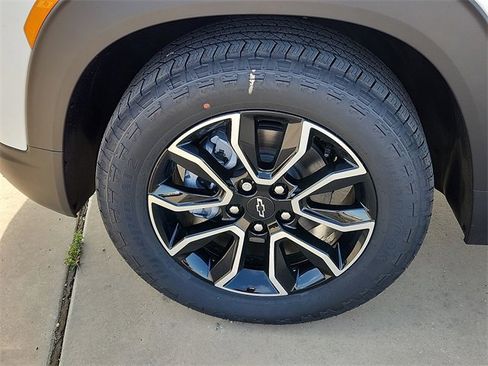 New 2026 Chevrolet TrailBlazer ACTIV w/ Driver Confidence Package image 7