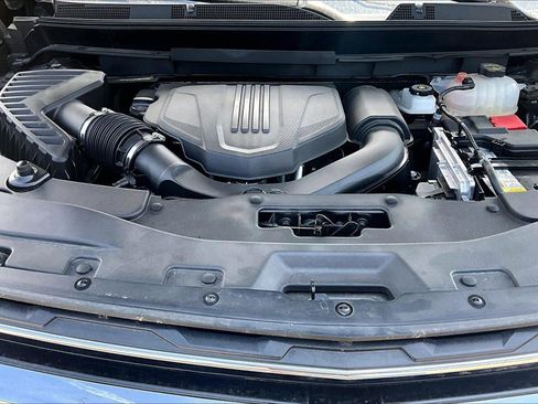 Used 2024 Chevrolet Traverse LT FWD image 30