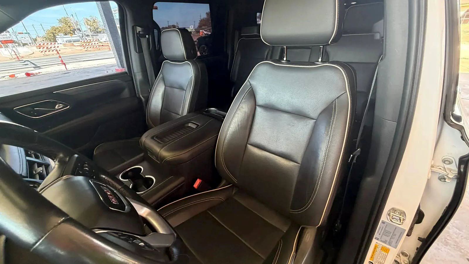 Used 2021 GMC Yukon XL SLT RWD image 12