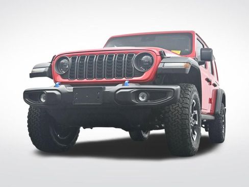 Used 2025 Jeep Wrangler Unlimited Rubicon 4xe w/ Convenience Group image 31