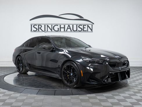 Used 2026 BMW M5 w/ Carbon Package AWD/4WD image 3
