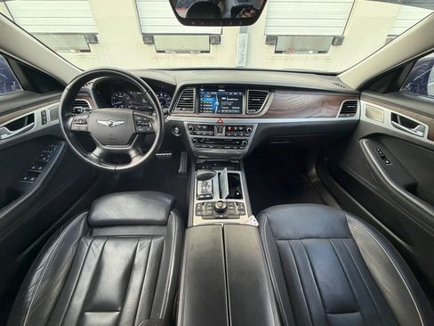 Used 2018 Genesis G80 3.8 w/ Option Group 03 image 19