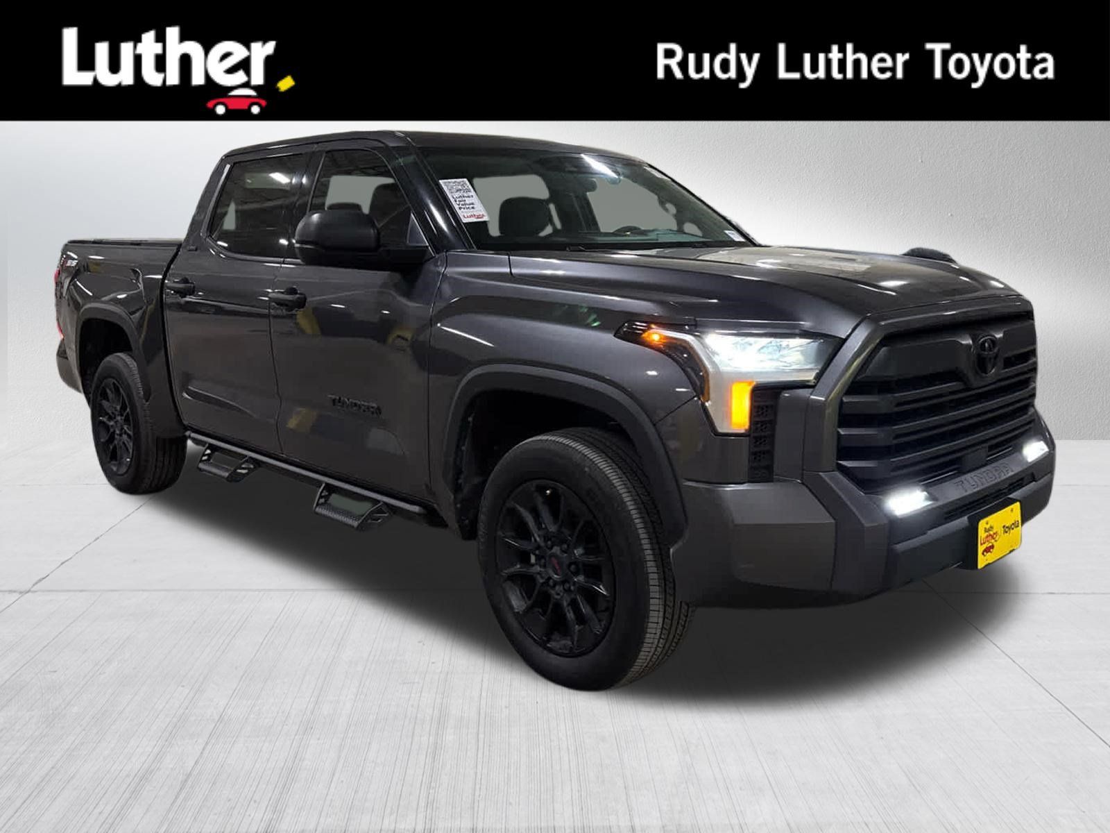Used 2023 Toyota Tundra SR5 AWD/4WD image 1