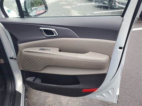 New 2026 Kia Carnival EX image 35