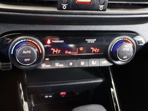 Used 2023 Kia Forte GT-Line image 17