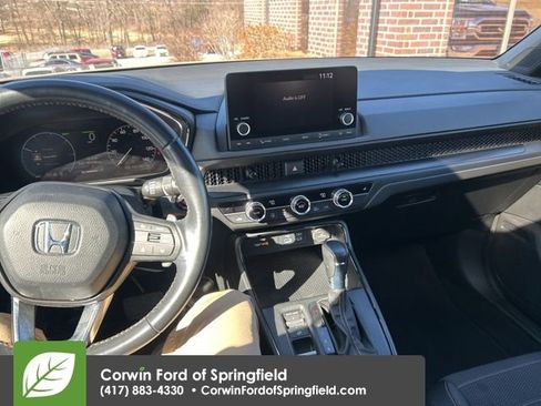 Used 2024 Honda CR-V Sport image 8