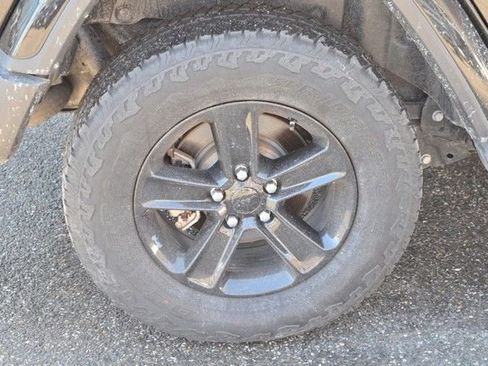 Used 2021 Jeep Wrangler Unlimited Sahara image 11