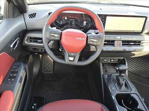 New 2025 Kia K4 GT-Line image 9