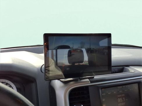 Used 2014 RAM 2500 SLT image 9