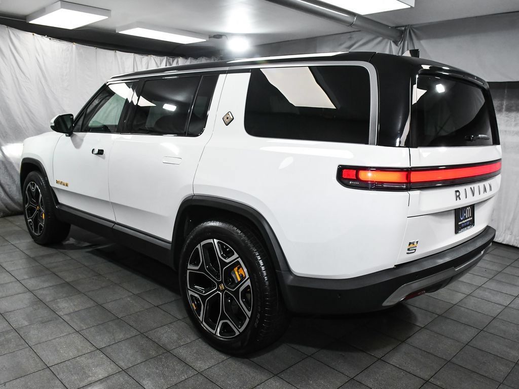 Used 2022 Rivian R1S Launch Edition Quad AWD/4WD image 4