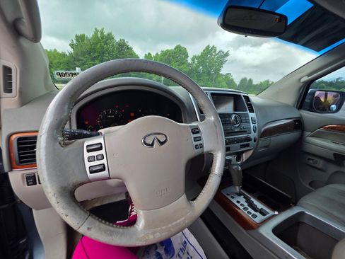 Used 2008 INFINITI QX56 4WD w/ Technology Pkg image 15