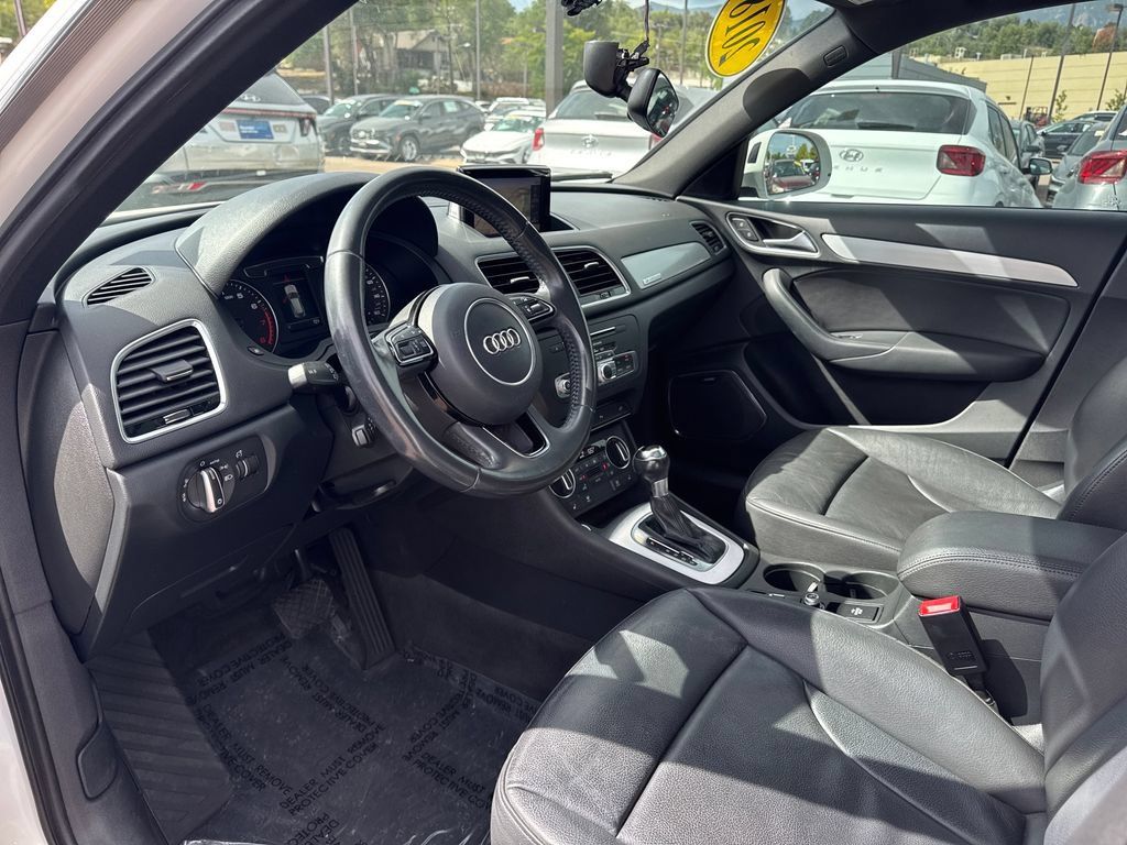 Used 2018 Audi Q3 2.0T Premium Plus AWD/4WD image 42
