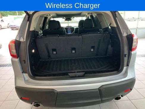 Used 2025 Subaru Ascent Touring AWD/4WD image 18