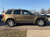 Used 2008 Jeep Grand Cherokee Laredo w/ Driver Convenience Group image 5