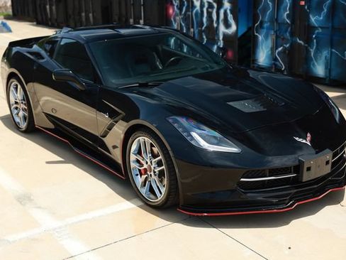 Used 2015 Chevrolet Corvette Stingray Coupe w/ 2LT Preferred Equipment Group RWD image 18