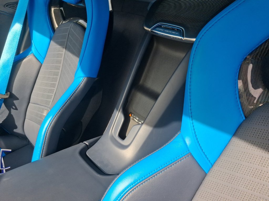 Used 2021 Chevrolet Corvette Stingray Premium Cpe w/ Z51 Performance Package RWD image 21