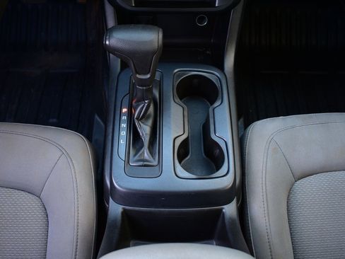 Used 2019 Chevrolet Colorado W/T image 25