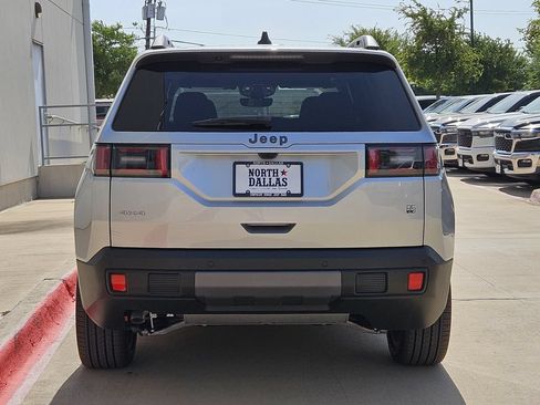 New 2026 Jeep Cherokee Limited AWD/4WD image 4