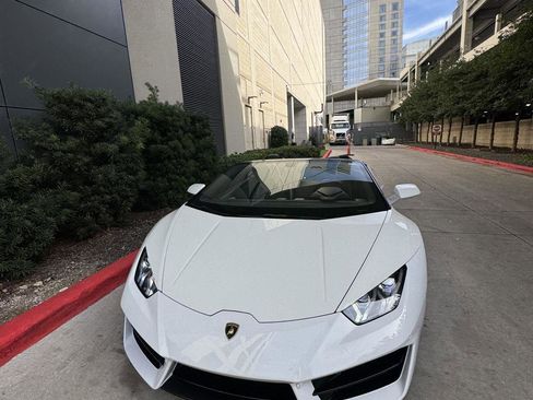 Used 2017 Lamborghini Huracan LP 580-2 image 10